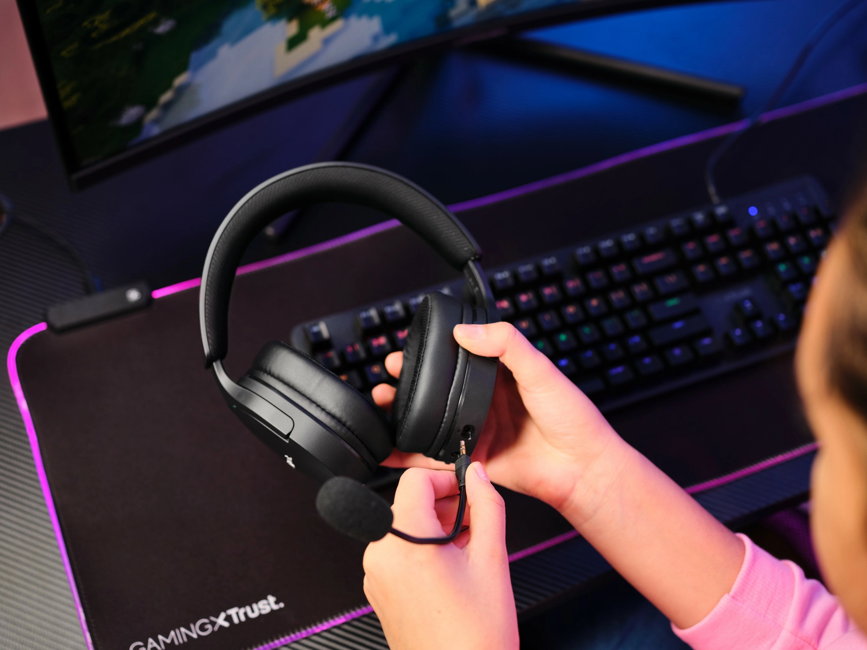 GXT 491 Fayzo Wireless Headset