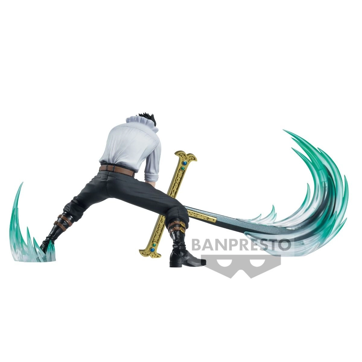 Dracule. Mihawk Statue - One Piece