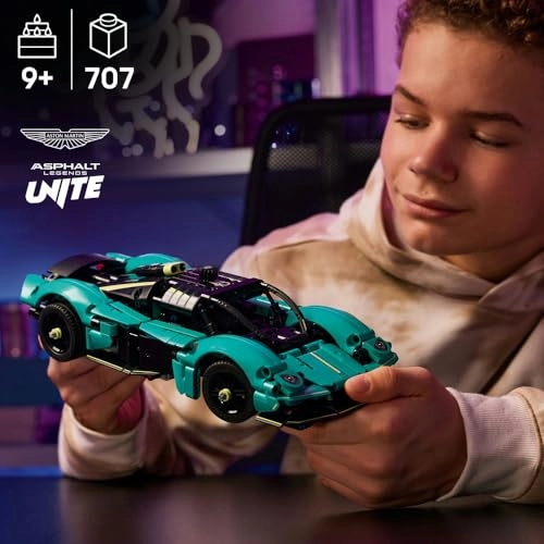 Technic Aston Martin Valkyrie (42208)