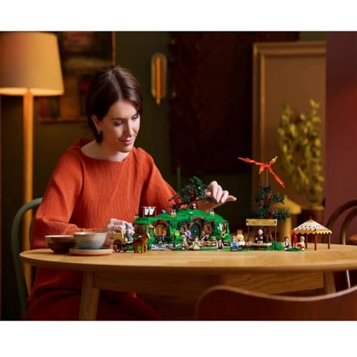 The Lord of the Rings: The Shire (10354)