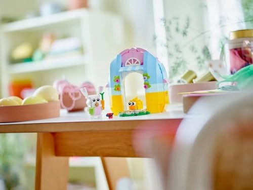 Spring Garden House (40682) - Easter