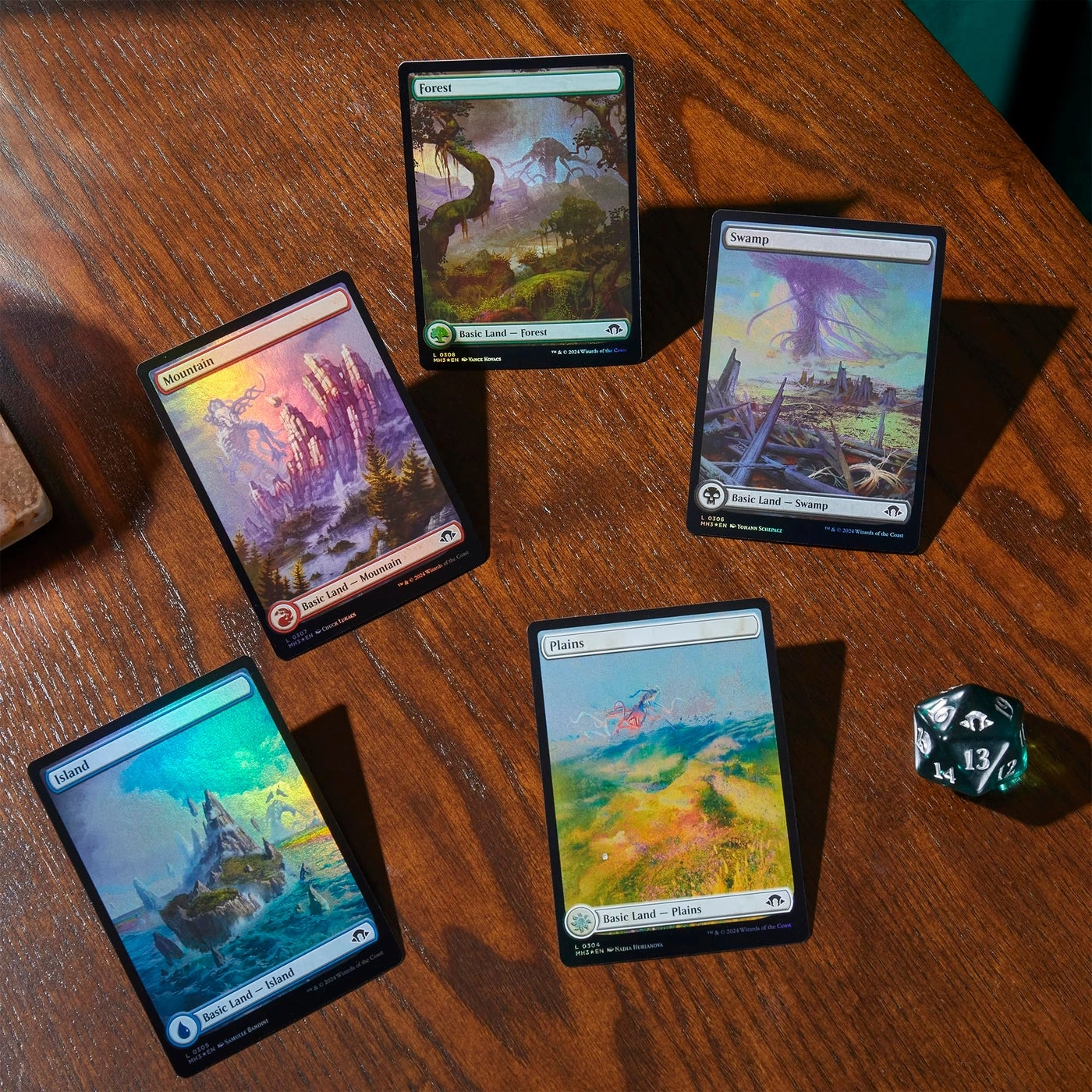 Modern Horizons 3 - Gift Edition Deluxe Bundle + Collector Booster - 1pcs + Play Booster - 9pcs + Full-Art Lands + Exclusive Accessories