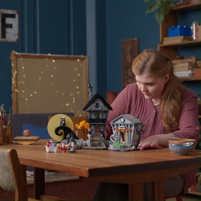 Disney Ideas Tim Burton's The Nightmare Before Christmas (21351)