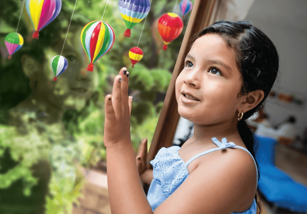 Hot Air Balloons Mobile Craft Kit - 5+ years 9 pieces