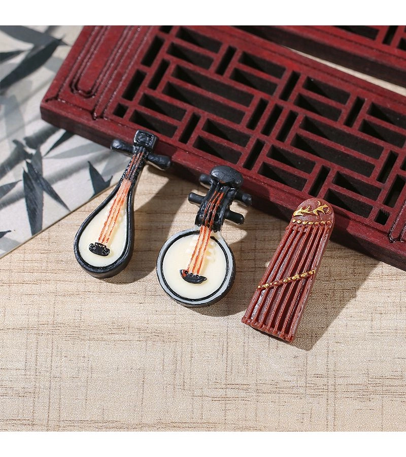 Generic Pipa + Guqin - resin