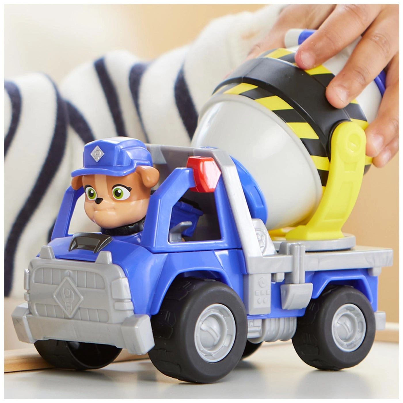 Mix’s Cement Mixer - Action Figure Rotating Drum