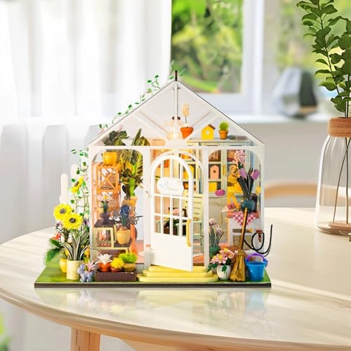 Miniature Dollhouse Kit - Castle Flower House