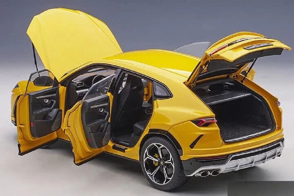 Lamborghini Urus - 1:24 1.00 Count