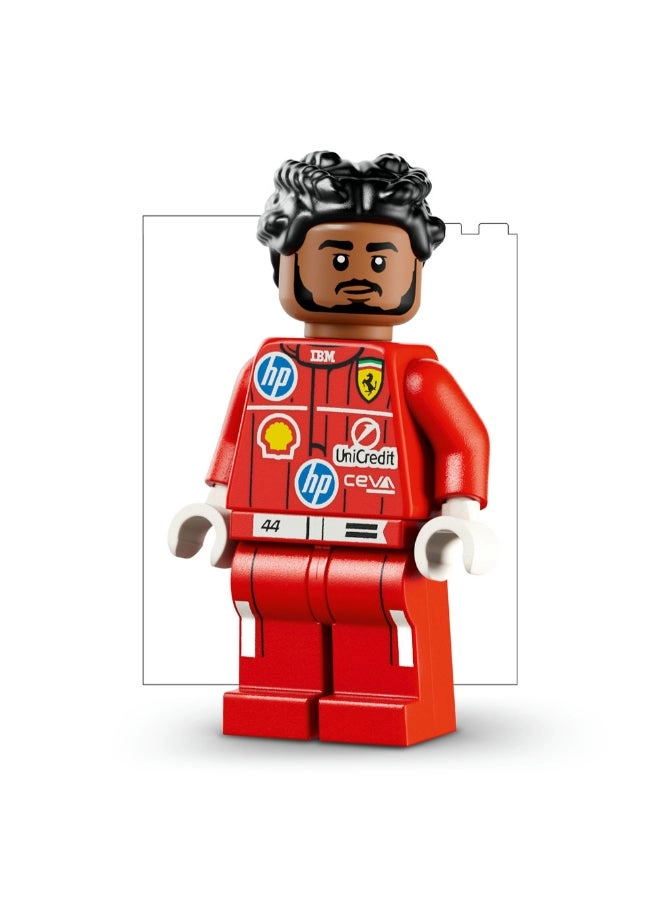 Scuderia Ferrari HP Lewis Hamilton Helmet (43022) - Display Collectible Minifigure