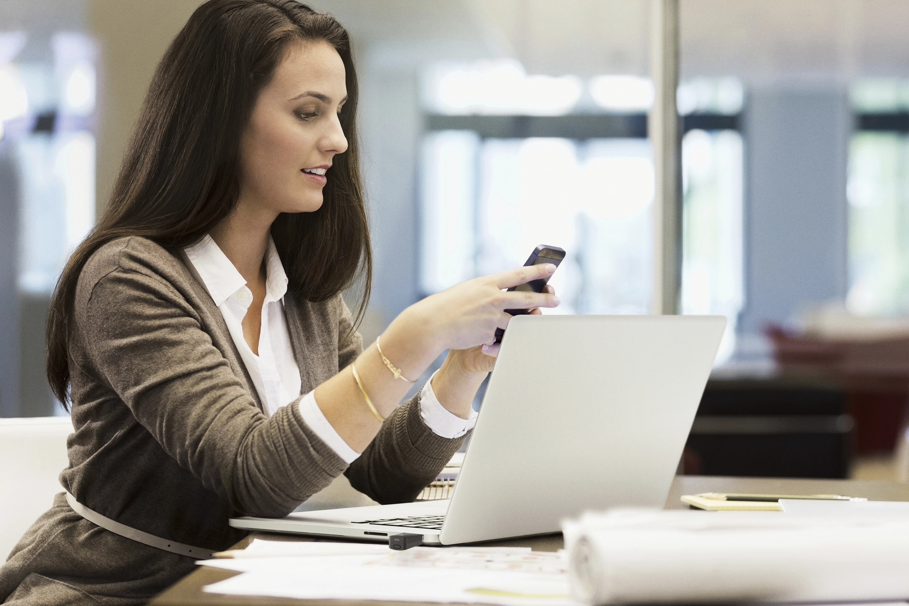 WUSB6100M - Dual-band USB Wi-Fi