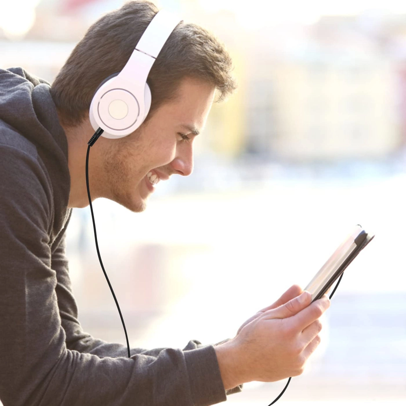 3.5mm Stereo Audio Plug to Plug Cable - 30 Feet