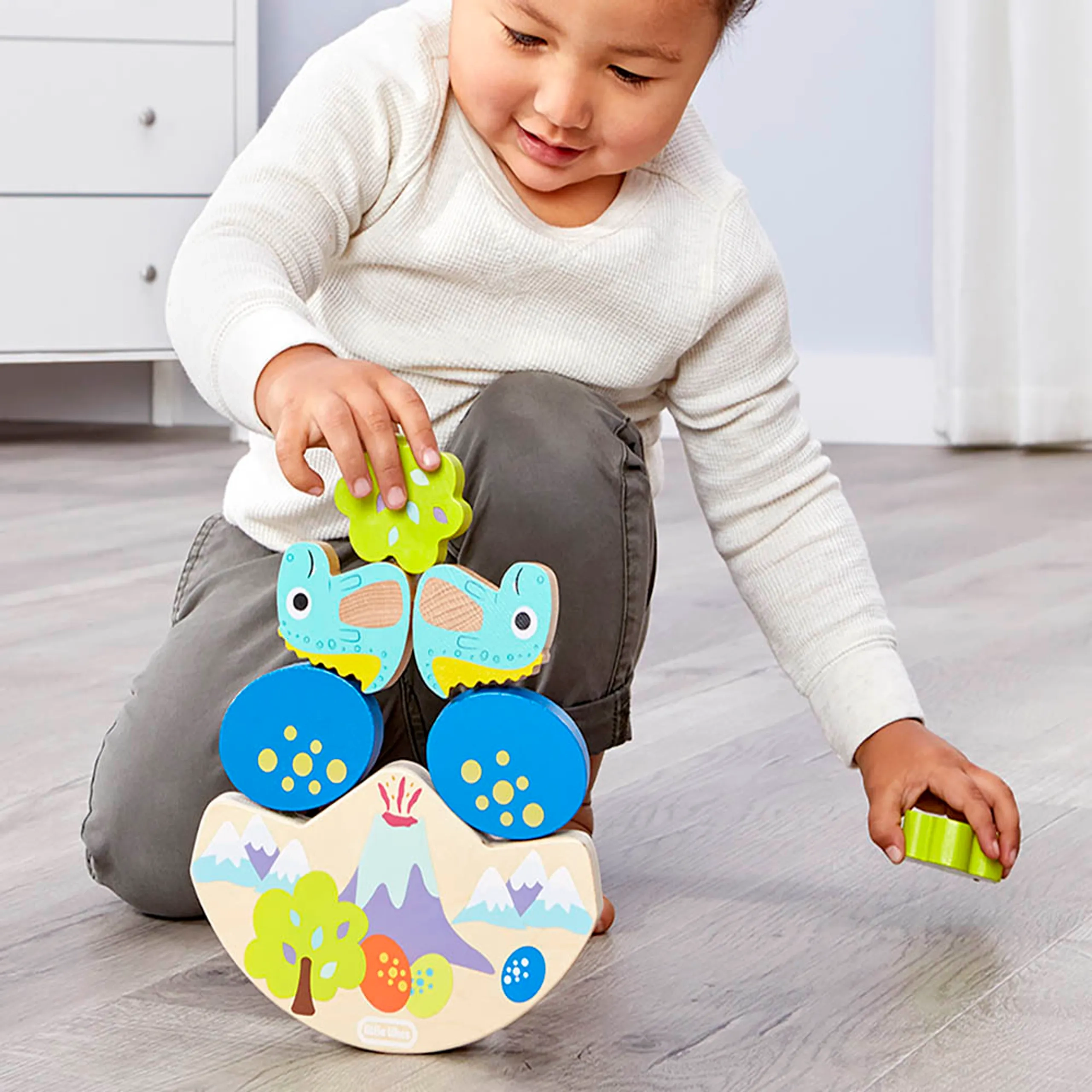 Wooden Critters Balancing Toy - 8 pieces Dino