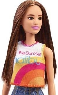 Loves the Ocean Doll and Playset - Plastic Medium Light Beach Ages 3+