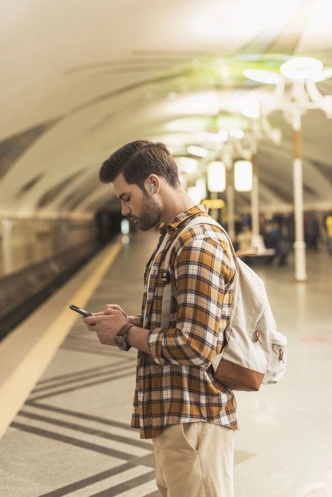 CRYSTAL Wireless Earbud