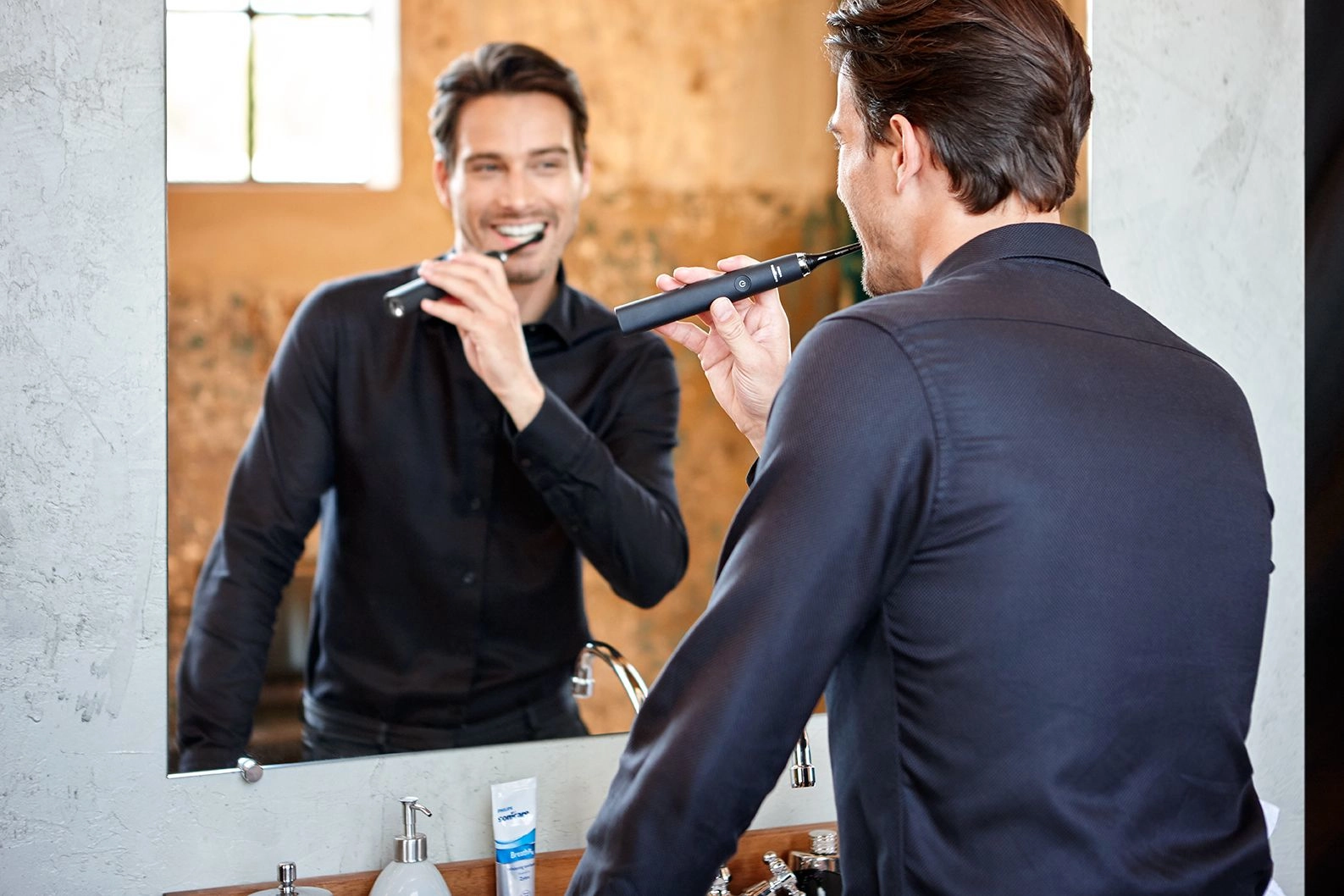 HX9352/04 - Sonicare DiamondClean Electric Toothbrush Black 5 modes