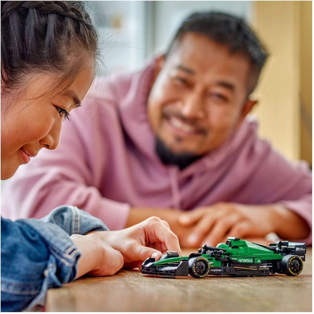 Aston Martin Aramco F1 AMR24 Race Car (77245) - Speed Champions 10+ Years