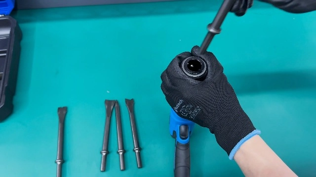 Pneumatic Chisel Hammer - 2500 Blows/min 7PCS Kit