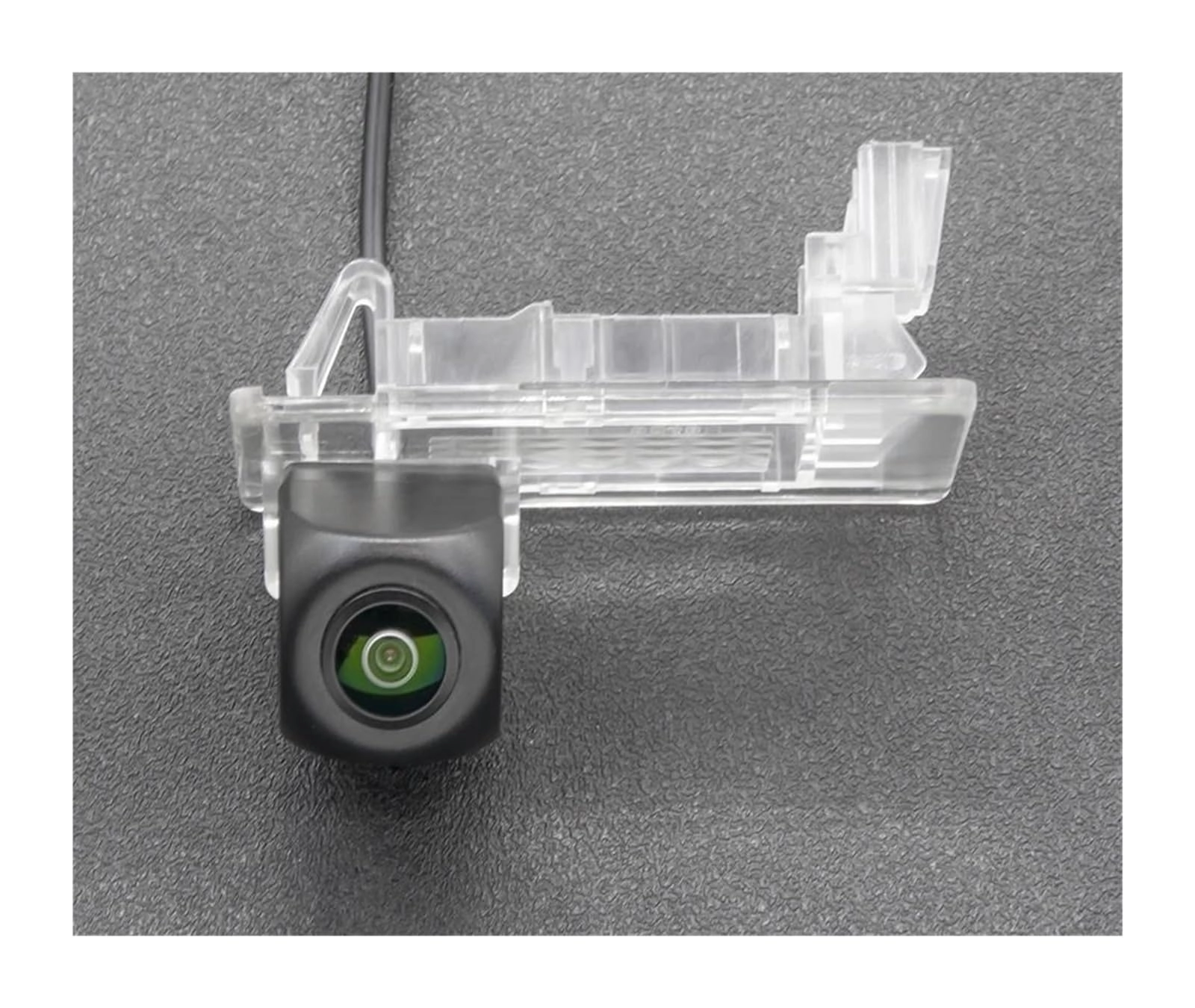 Reverse car rear view camera - Night vision Wired 720 x 540 pixels