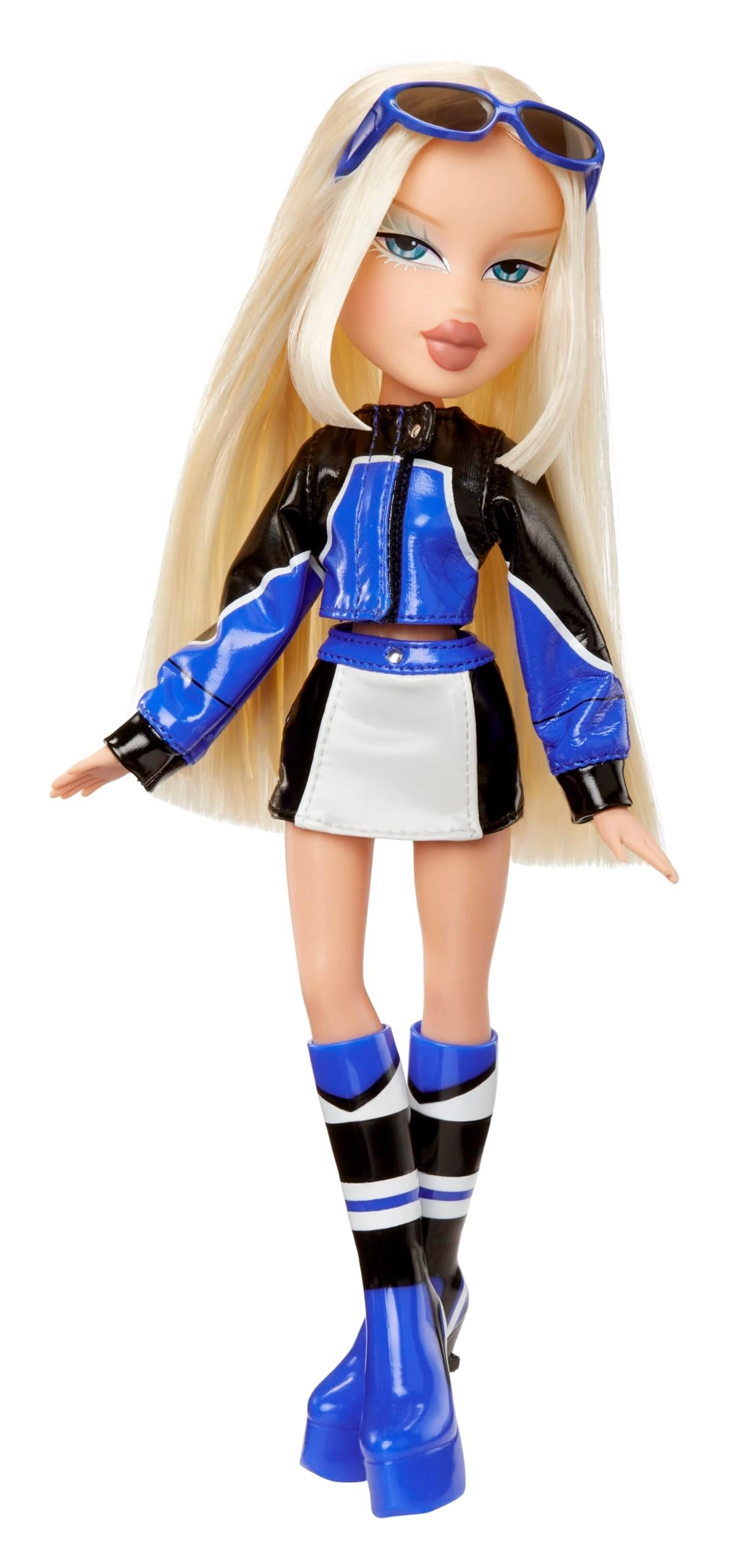 Cloe Fashion Doll - Alwayz 10 Accessories Ages 6+