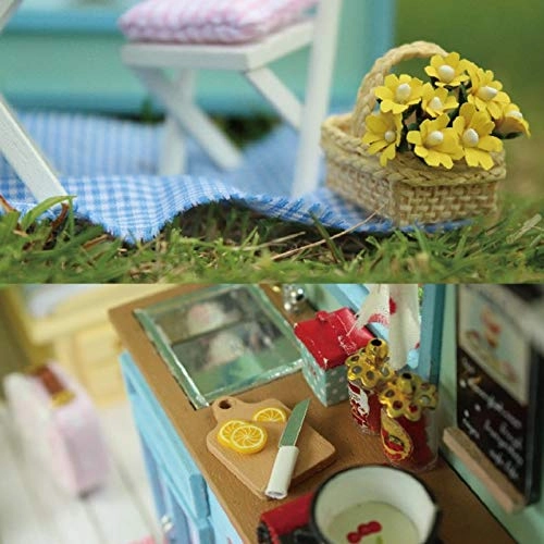 Miniature Dollhouse Kit - Wood Musical Movement