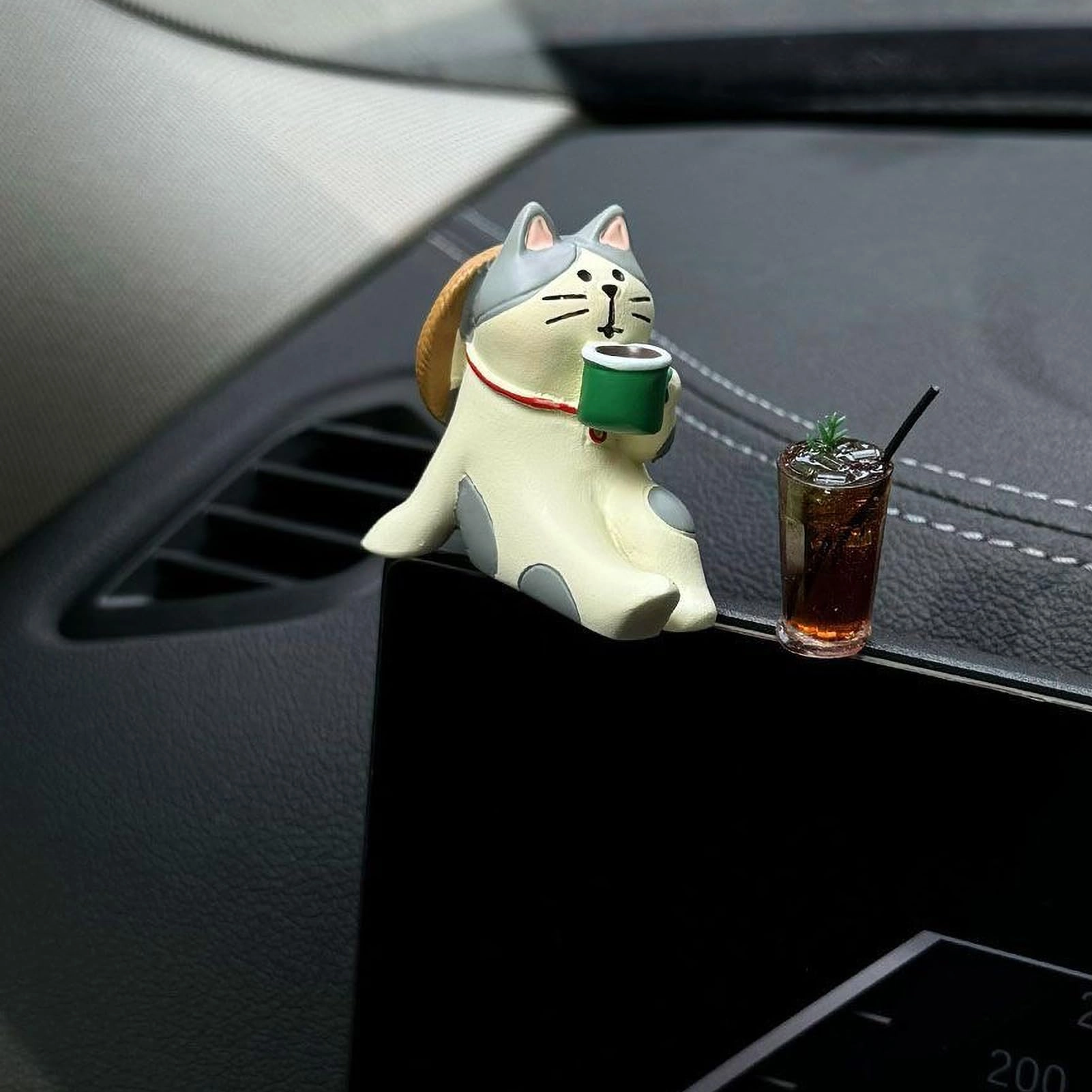 Lucky Cat - Resin