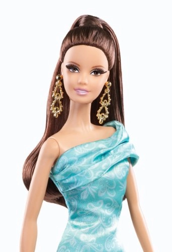 Evening Look 2 - Green Plastic Vinyl Ages 14+