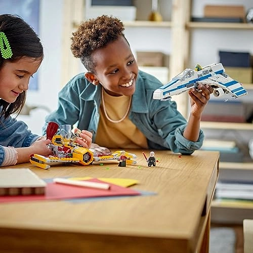 Star Wars New Republic E-Wing vs. Shin Hati’s Starfighter (75364) - Ahsoka