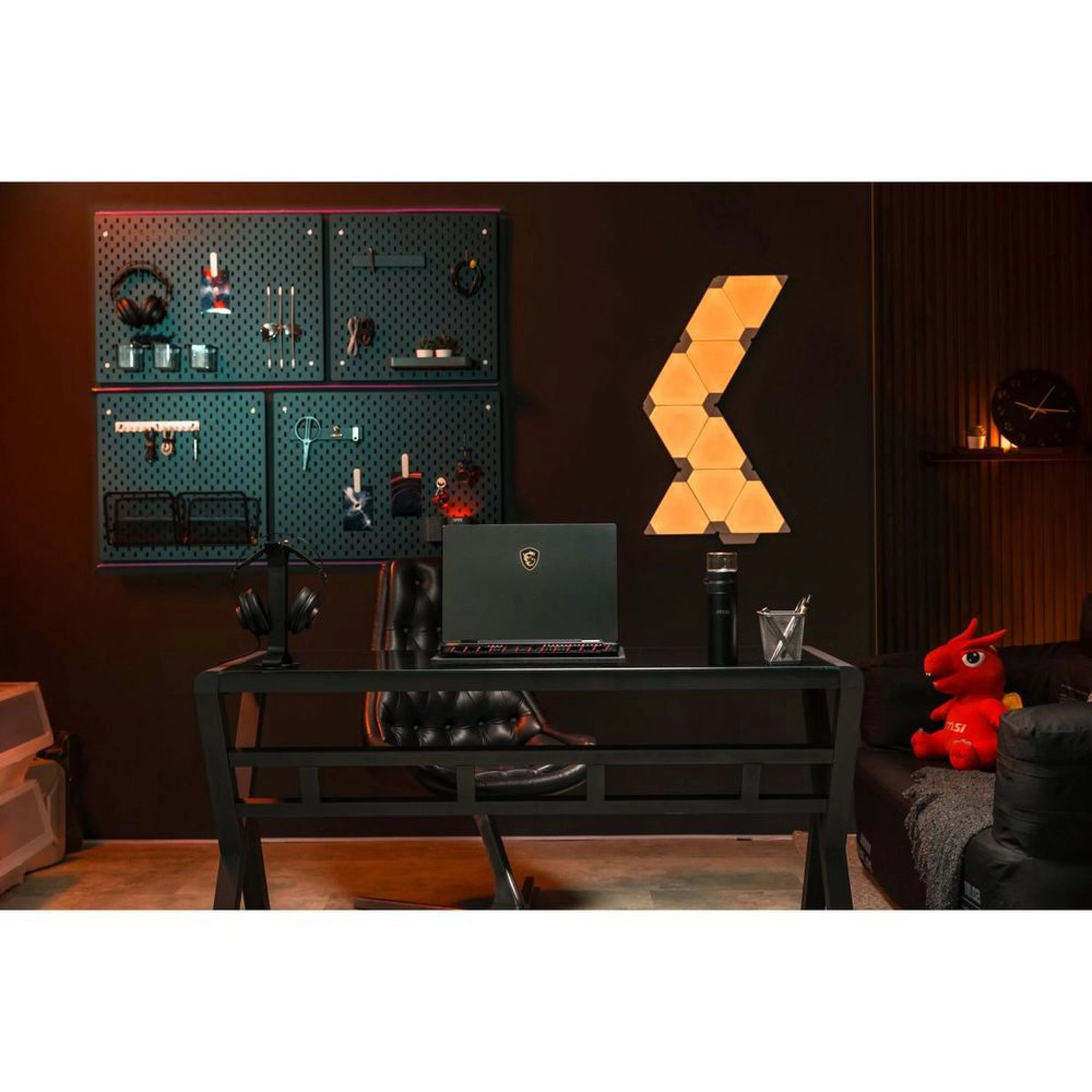 Raider 18 HX AI A2XWIG - 18'' Core Ultra 9-285HX 64GB DDR5 2TB SSD