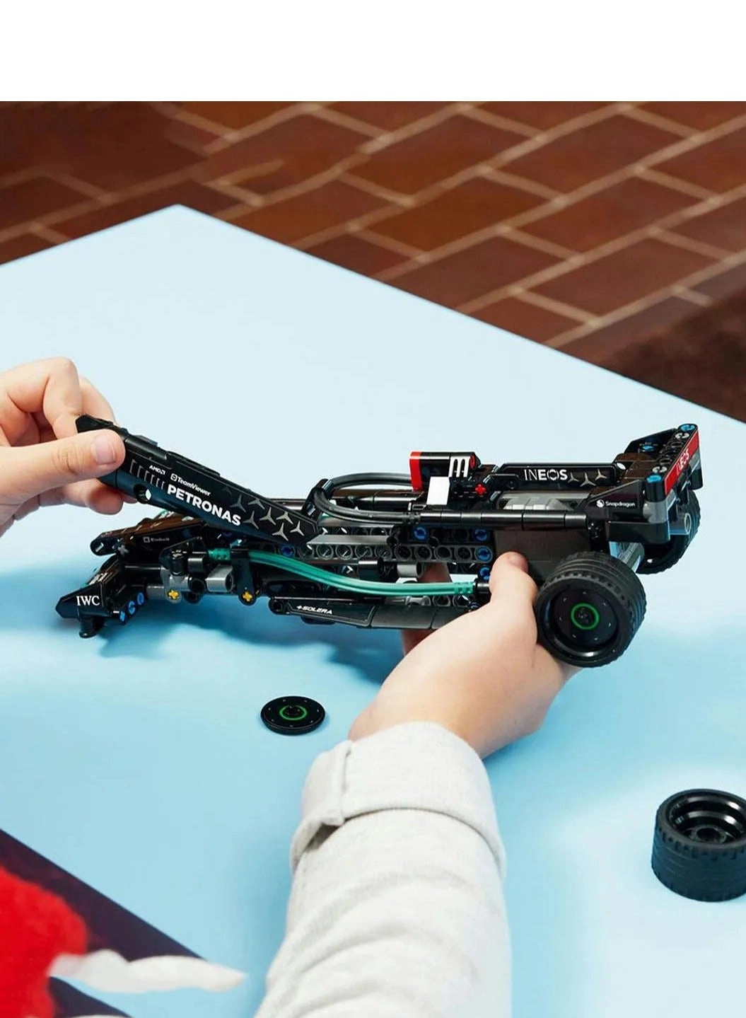 Technic Mercedes-AMG F1 W14 E Performance (42165) - Pull-Back