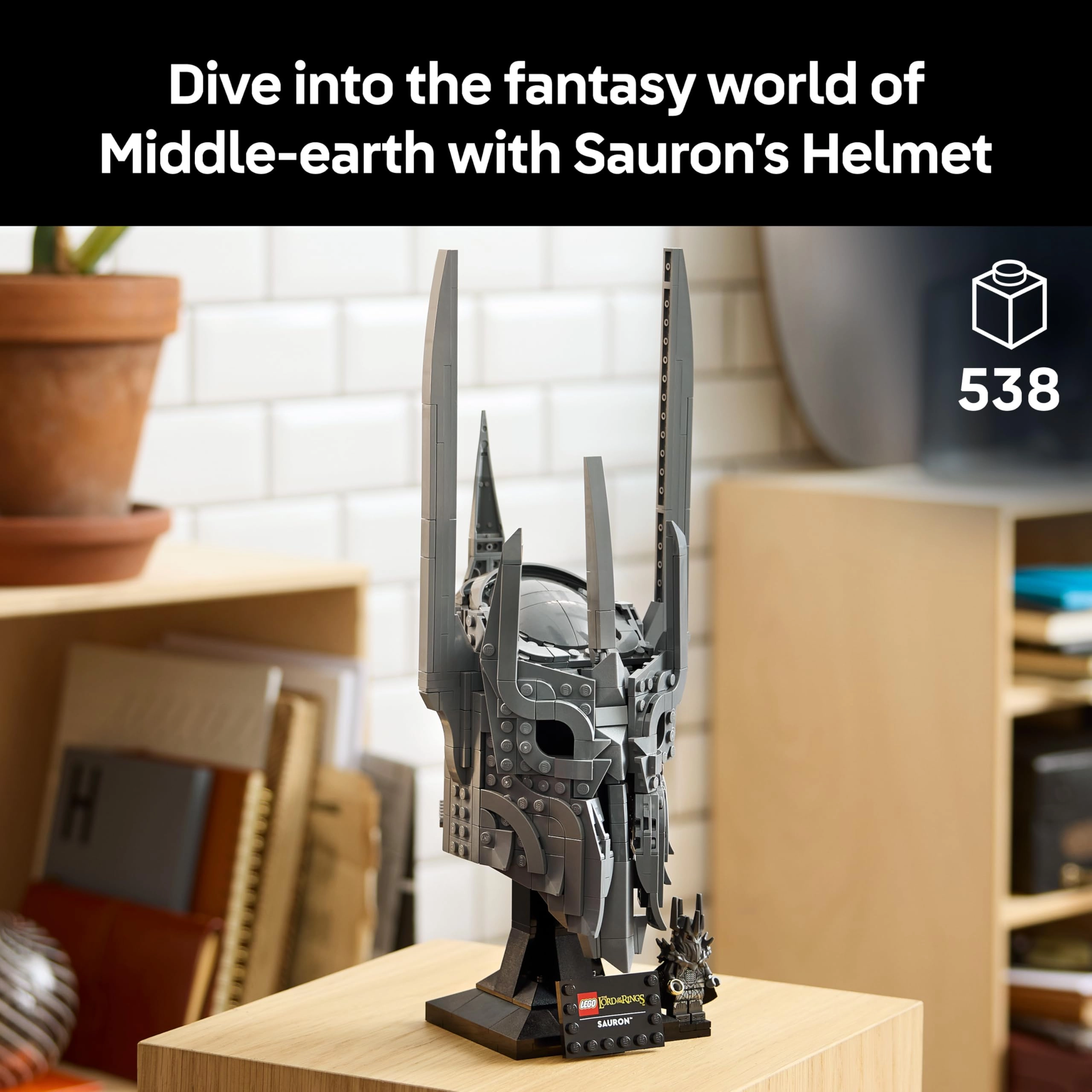 The Lord of the Rings Sauron's Helmet (11373) - Fantasy