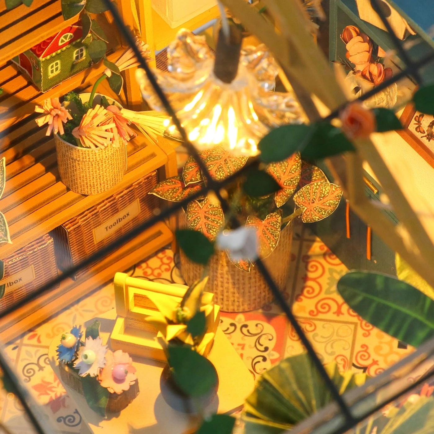 DIY Miniature Dollhouse Kit - Tiny House 1:24