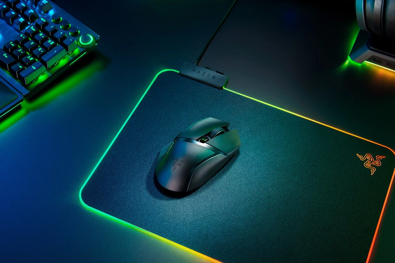 Basilisk V3 X HyperSpeed Mouse - Wireless