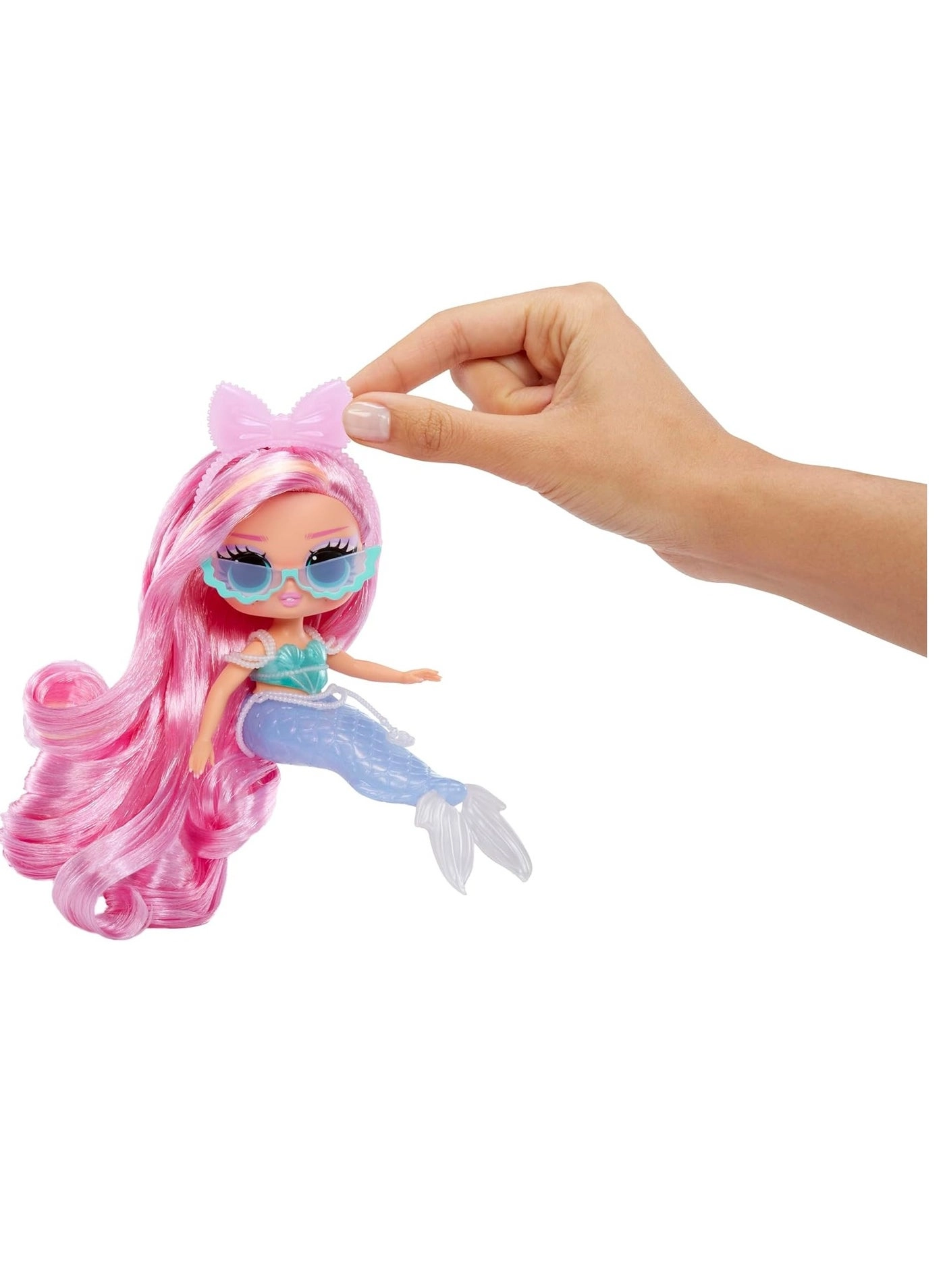 Lola Waves Tweens Mermaid Fashion Doll - Color-changing tail Ages 3+