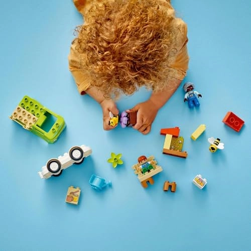 LEGO DUPLO Caring for Bees & Beehives (10419) - Town