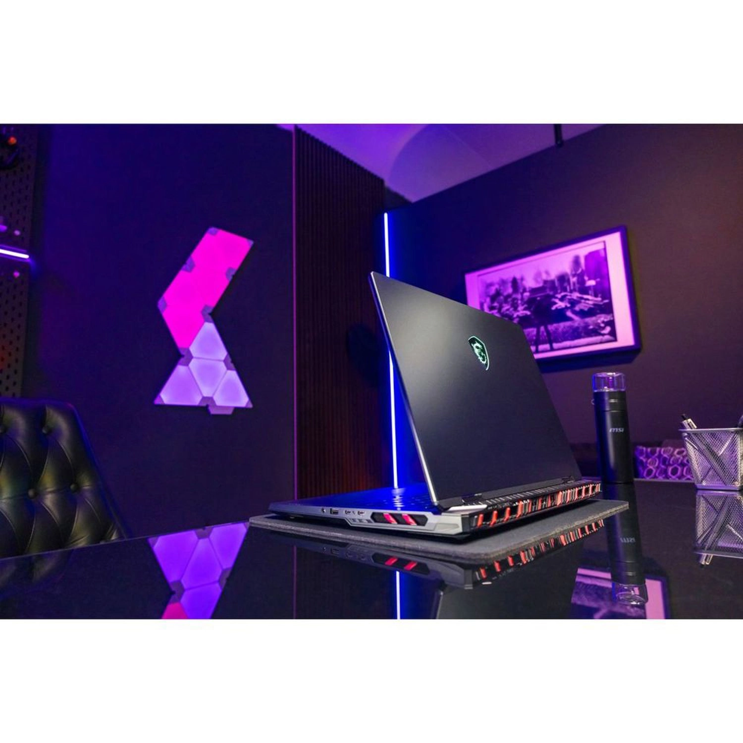 Raider 18 HX AI A2XWIG - 18'' Core Ultra 9-285HX 64GB DDR5 2TB SSD