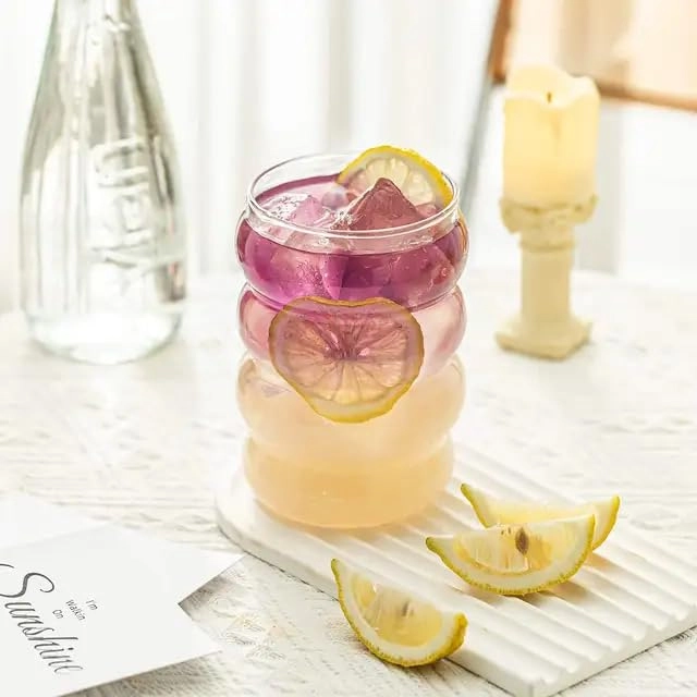 Round Wave Looked Glass Tumbler - 1 pcs Straw