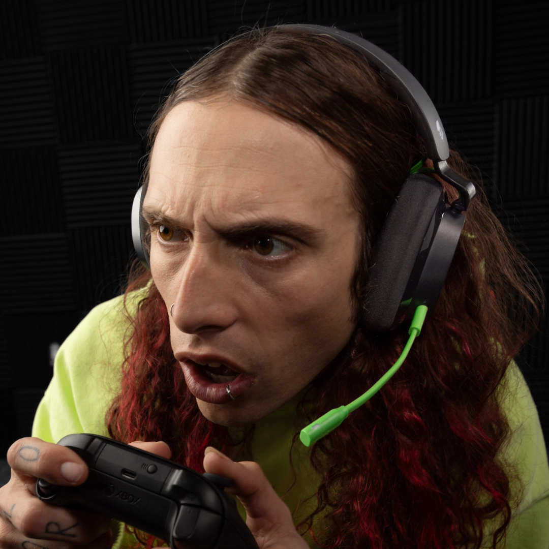 SLYR Pro - Wireless Headset