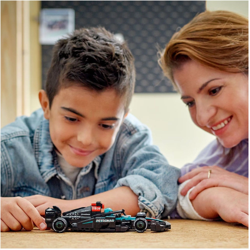 Speed Champions Mercedes-AMG F1 W15 (77244)