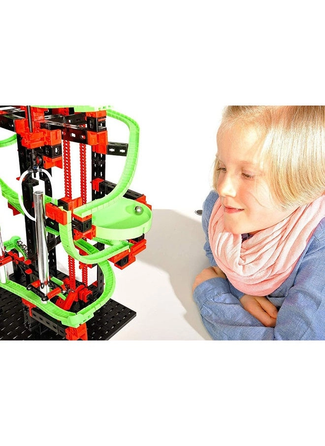 Dynamic M - 515 pieces