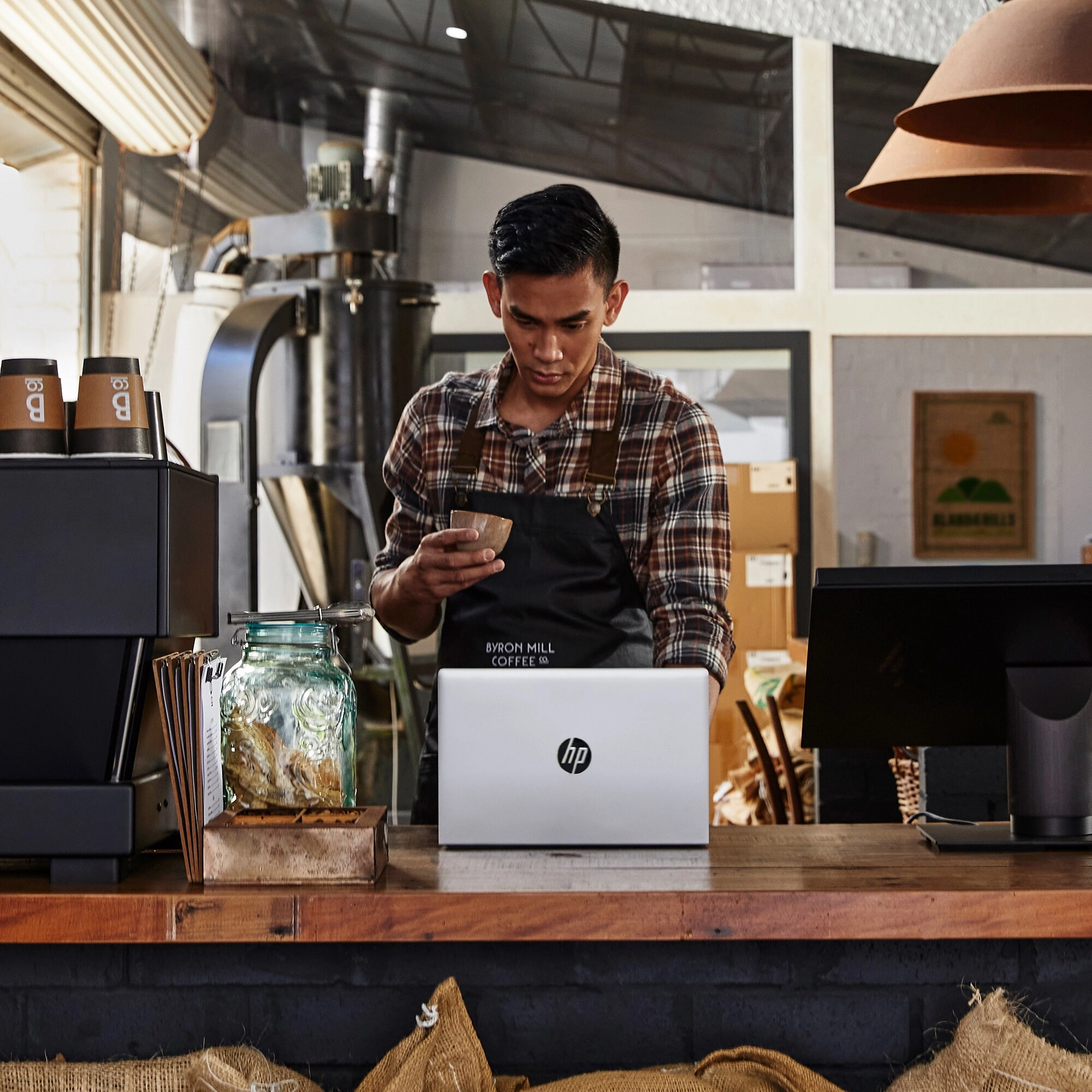 (Renewed) ProBook 645 G9 - 14'' Ryzen 5 5625U 8GB 256GB SSD