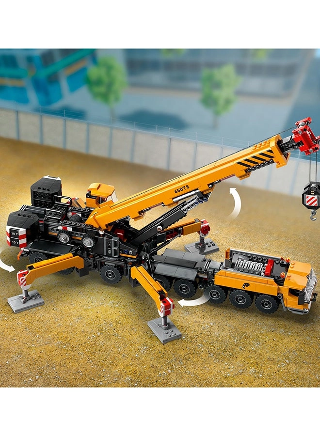 City Mobile Construction Crane - 4 Minifigures Long Extendable Boom