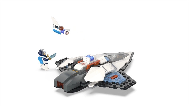 City LEGO Interstellar Spaceship (60430)