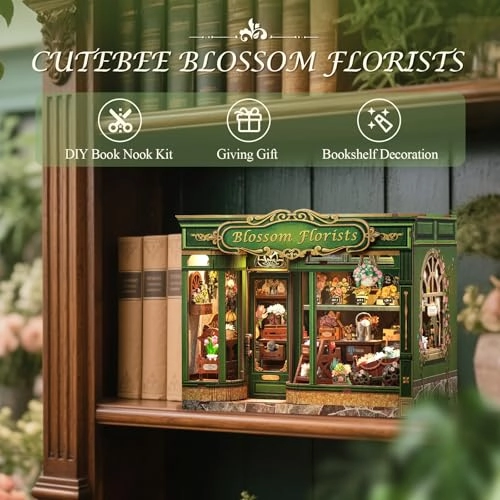 Book Nook Kit - Magic Pharmacist