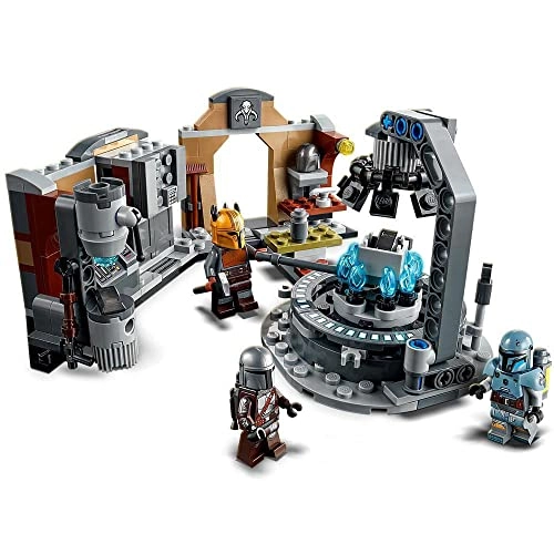 Star Wars The Armourer’s Mandalorian Forge (75319)