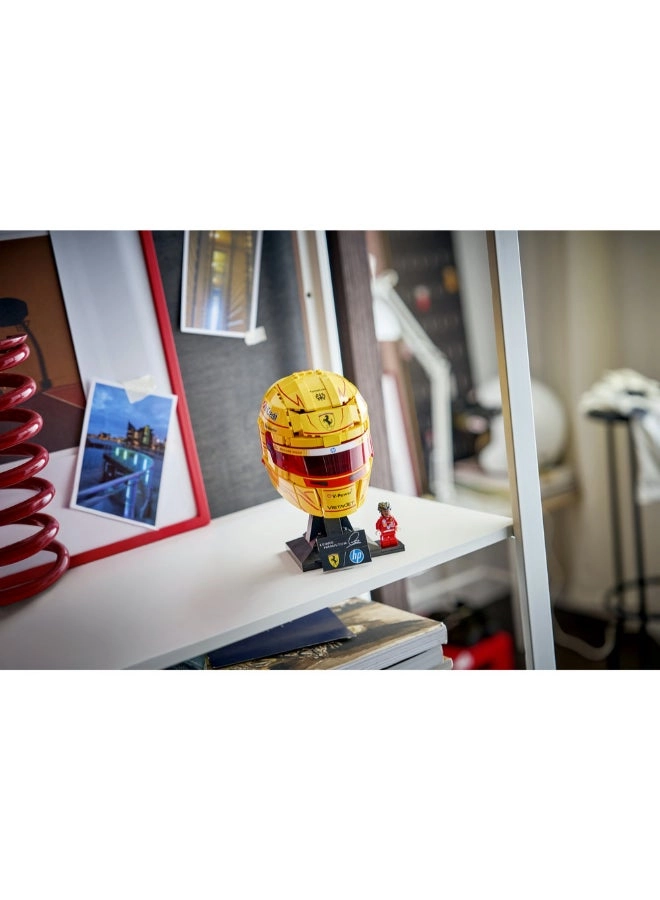 Scuderia Ferrari HP Lewis Hamilton Helmet (43022) - Display Collectible Minifigure