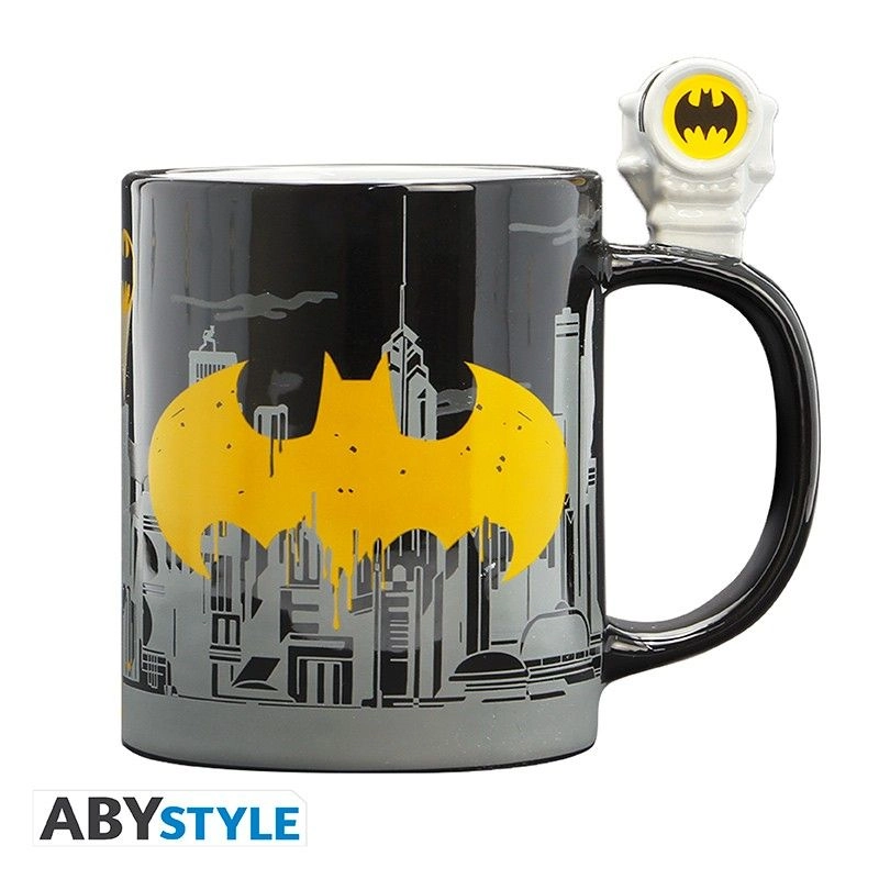 DC Comics The Batman Box Heat Changing Mug - 460 ml