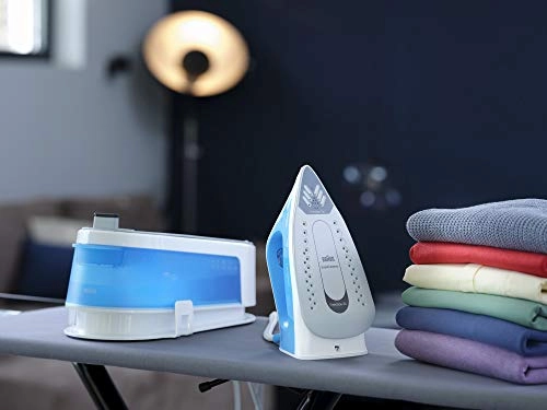 IS1012BL - Iron Center 2200 watts