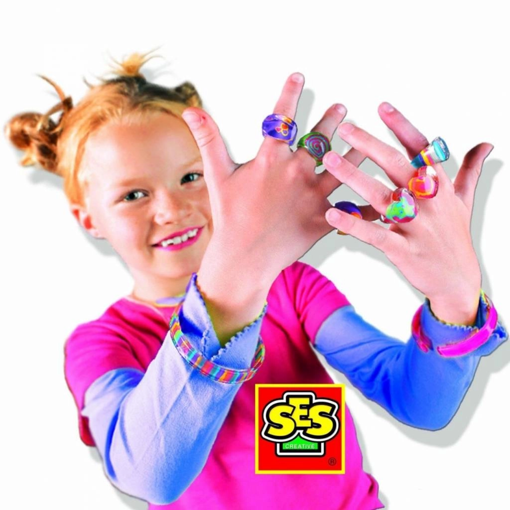 Creative Rings And Bracelets - 2 bracelets 6 rings