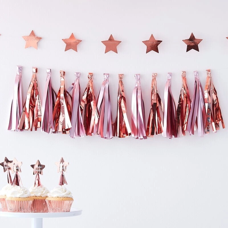 Tassel Garland - 16 Pieces