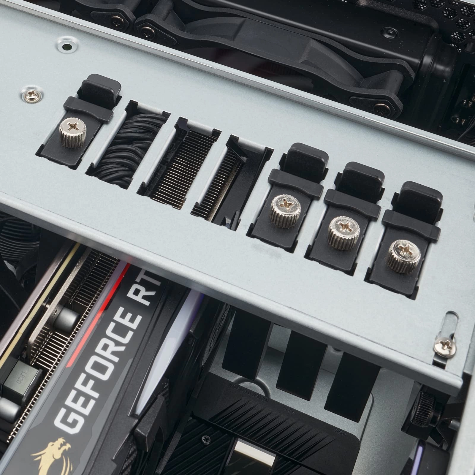 RM44 - 4U Rackmount